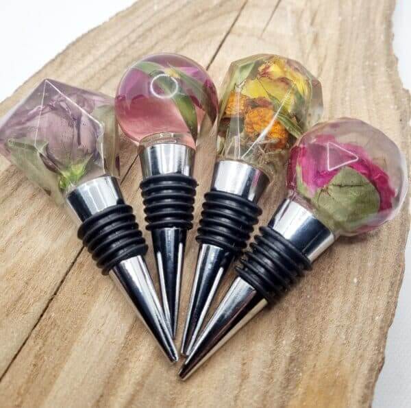 Resin Bottle Stoppers made with Real Flowers