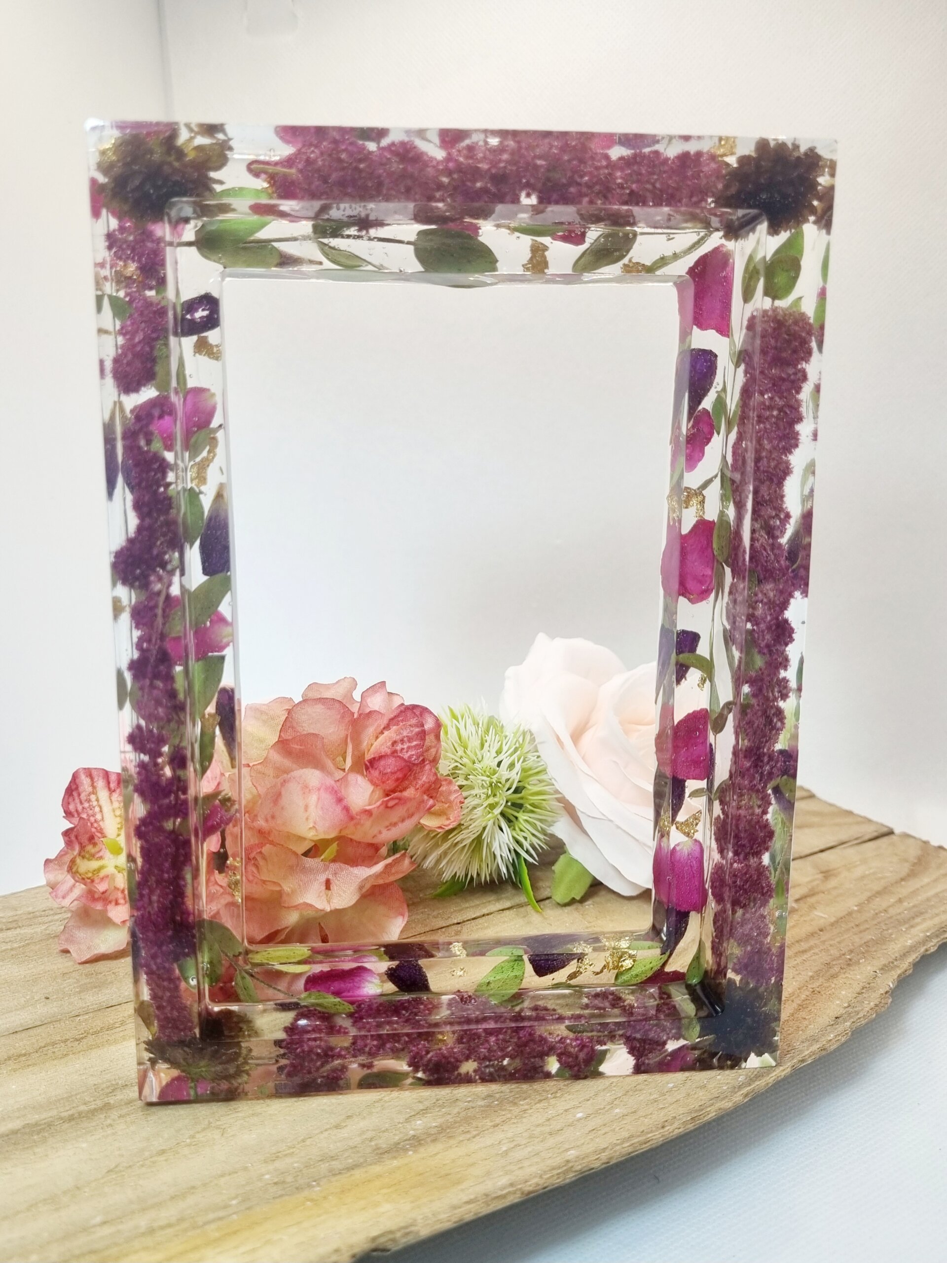 Freestanding Resin Photoframe